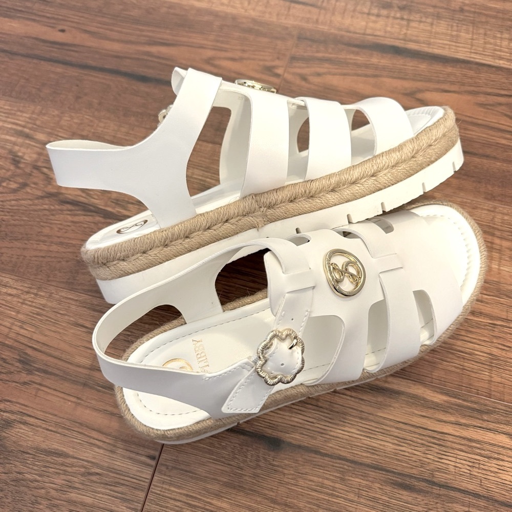 NEW Sam & Libby Women’s Alani Sandal White Fisherman Gold Espadrille Buckle 8